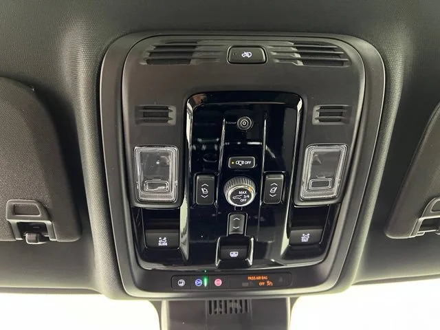 2026 GMC Yukon XL Denali - Photo 32