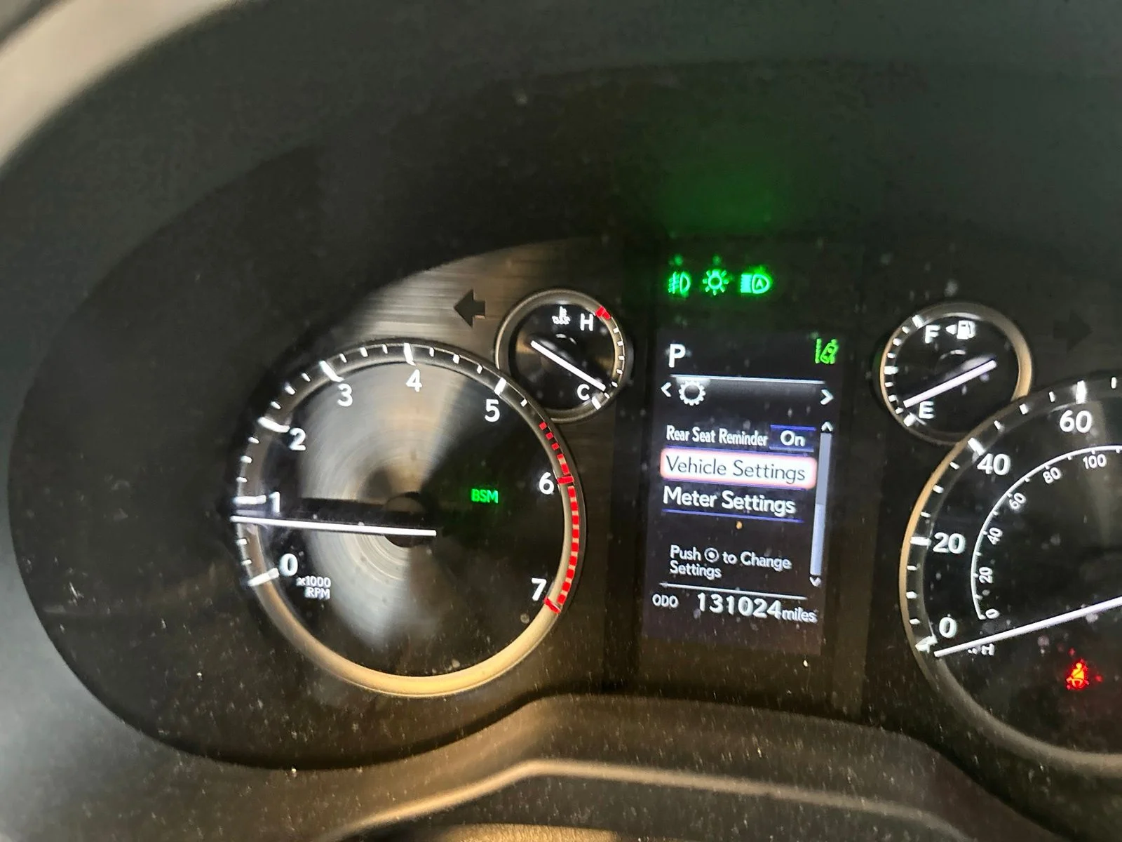Used 2022  Lexus 460 image 6