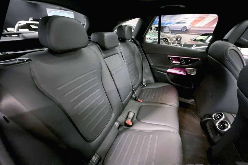 Used 2026 Gray Mercedes-Benz GLC 300 image 19