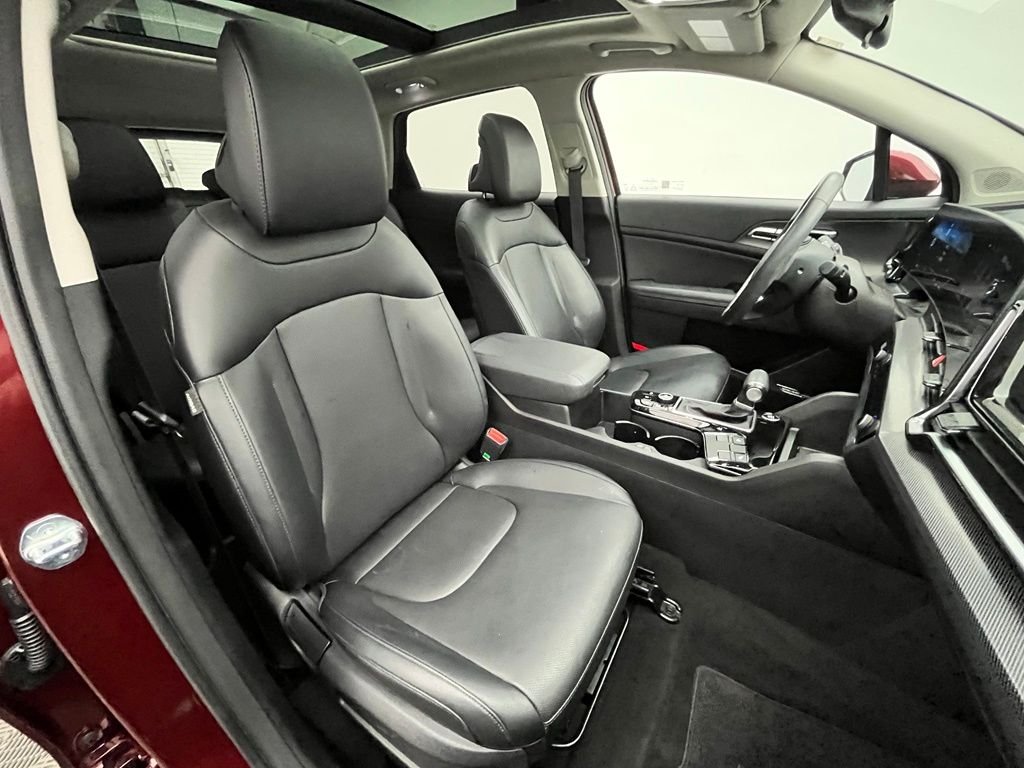 Used 2023 Red Kia SX image 35