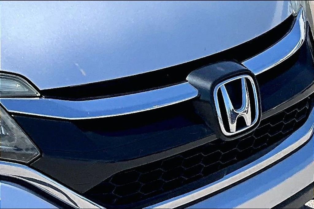 Used 2016 Silver Honda SE image 28