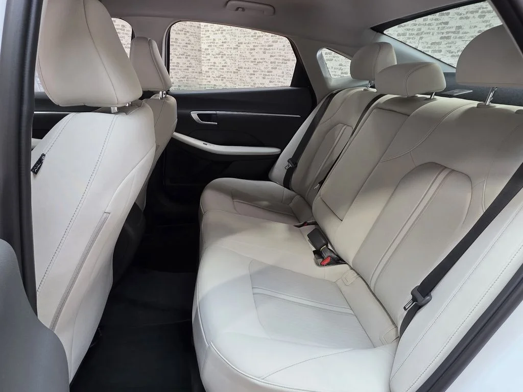 New 2026 Serenity White Hyundai SEL Sport image 11