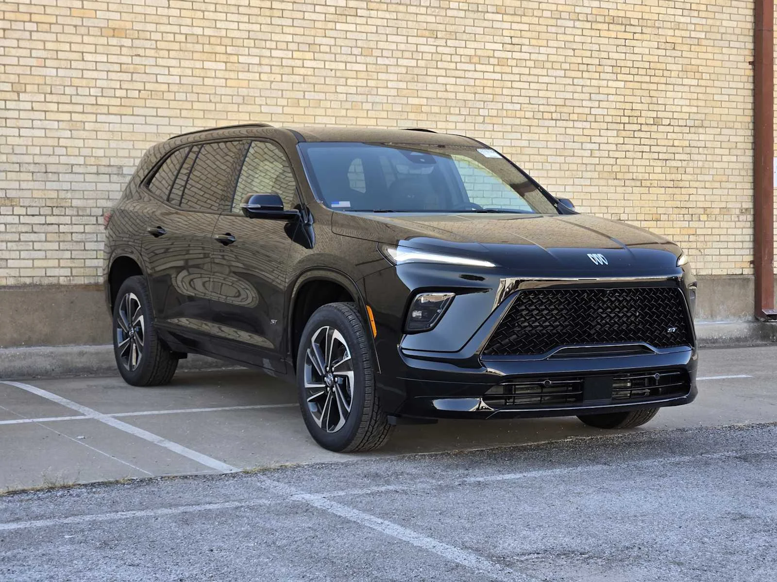 2026 Buick Enclave Sport Touring - Photo 2