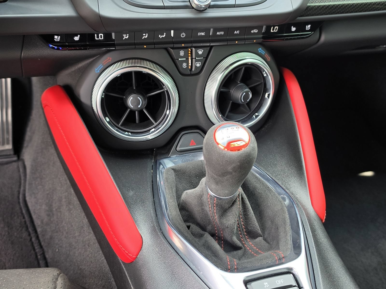 Used 2023 SUMMIT WHITE Chevrolet ZL1 image 22