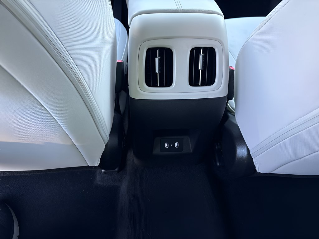 Certified Used 2025 Green Hyundai SEL image 21