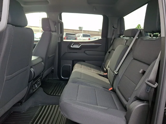 New 2026 Onyx Black GMC Elevation image 7