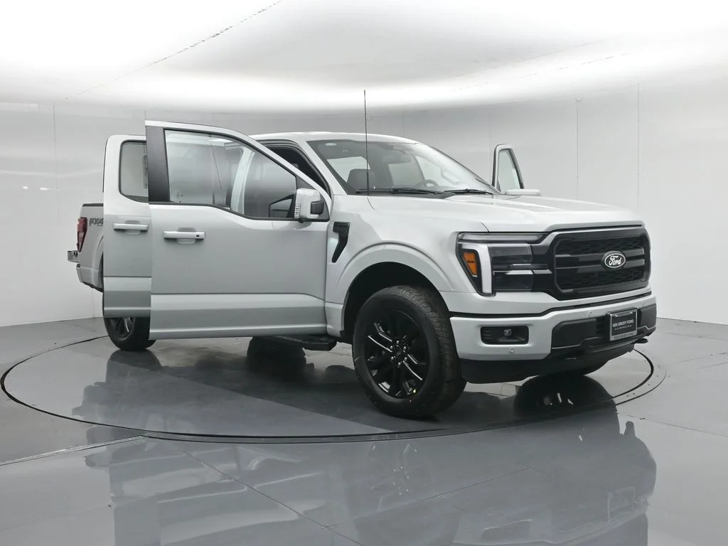 New 2026 Avalanche Ford Lariat image 39