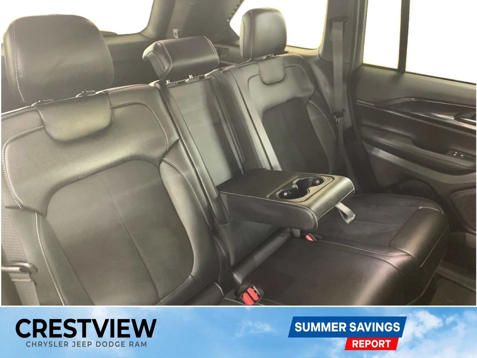 Used 2023 Black Jeep Altitude image 1