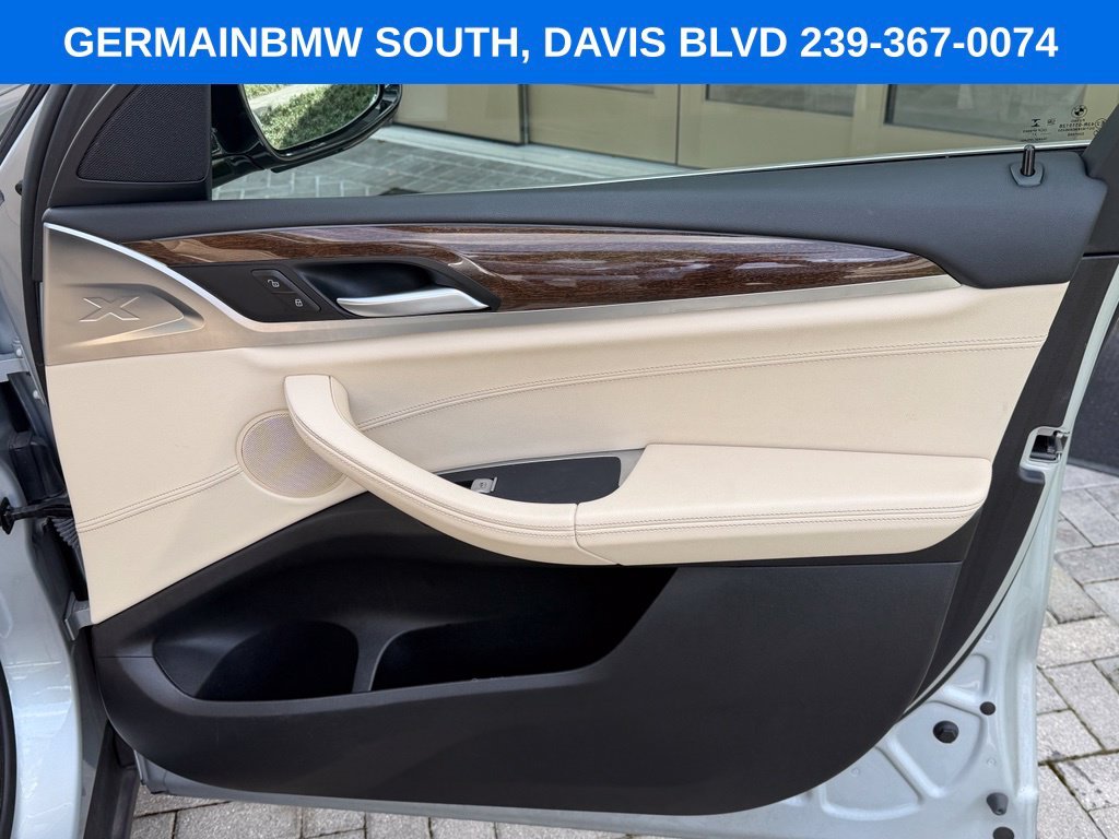 Used 2021 Glacier Silver Metallic BMW sDrive30i image 22