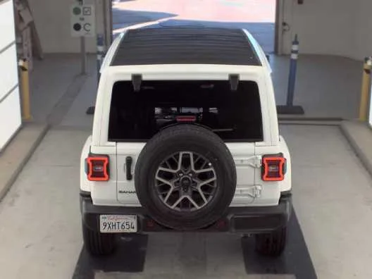 Used 2026 Bright White Clearcoat Jeep Sahara image 5
