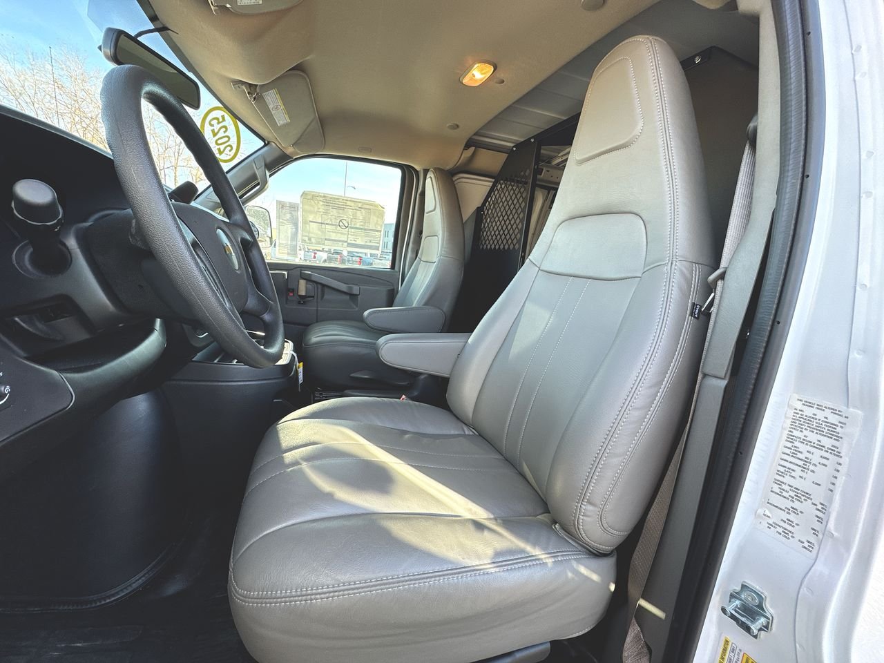 2025 Chevrolet Express Cargo Work Van - Photo 41