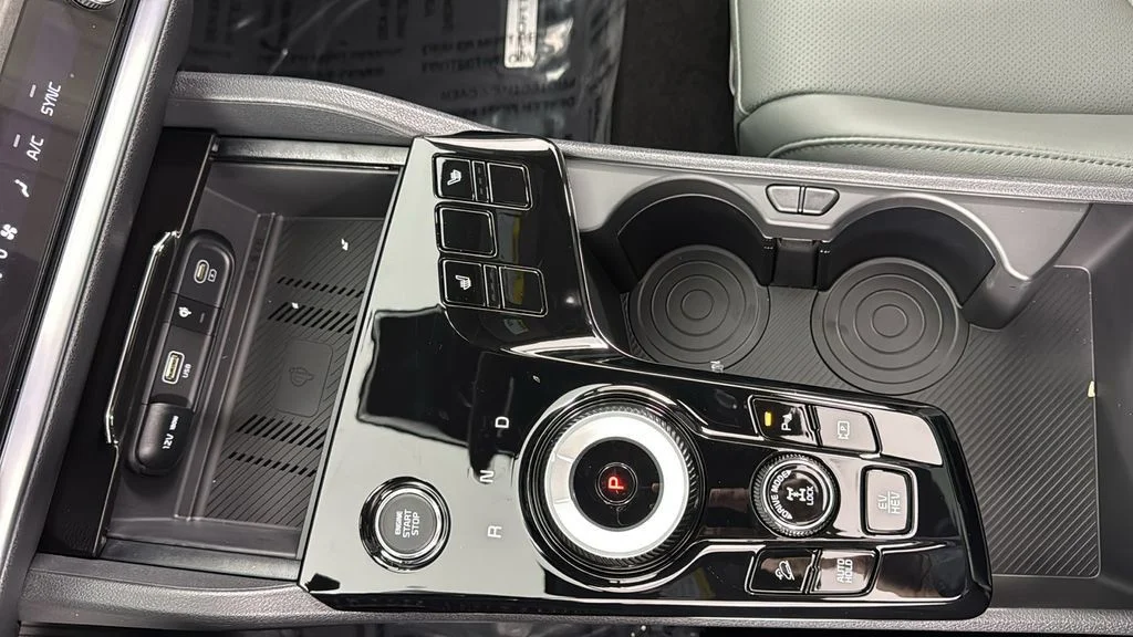 2025 Kia Sportage X-Line - Photo 29