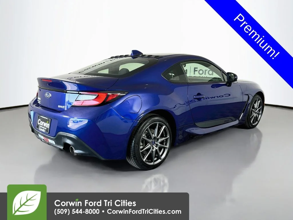 Used 2024 Sapphire Blue Pearl Subaru Premium image 15