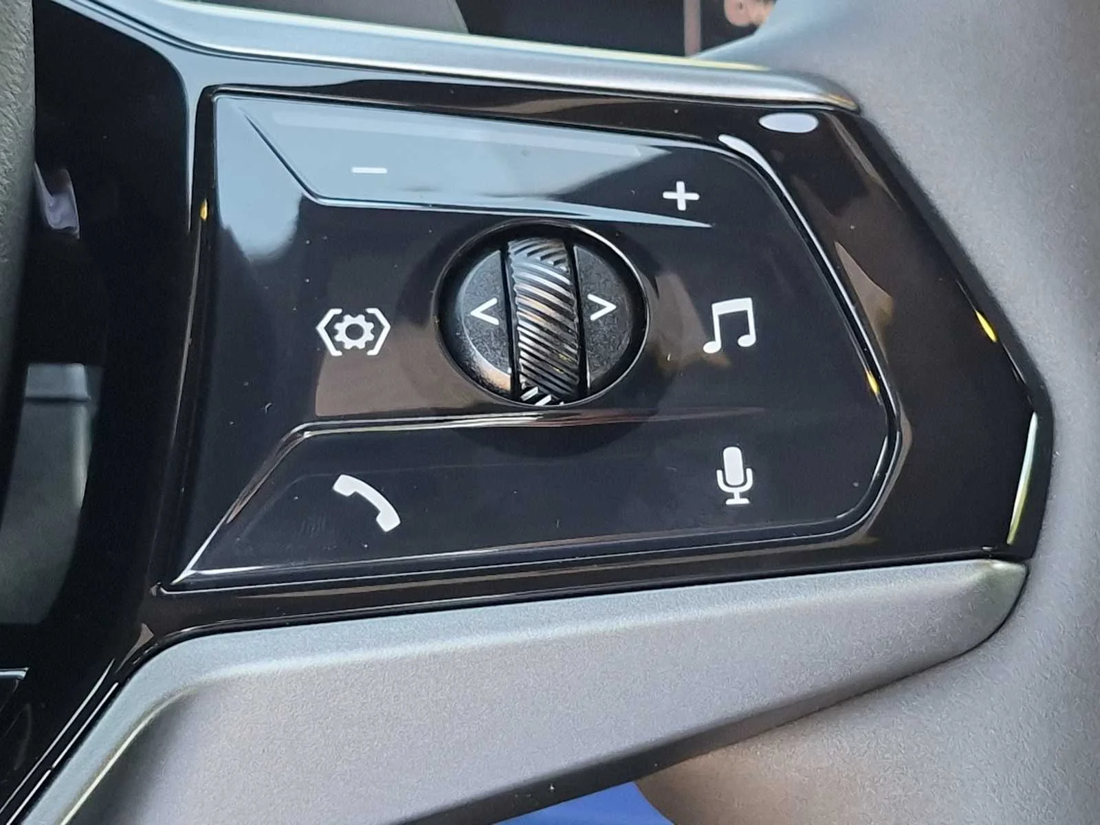 New 2027 Black Sapphire Metallic BMW 530i xDrive image 26