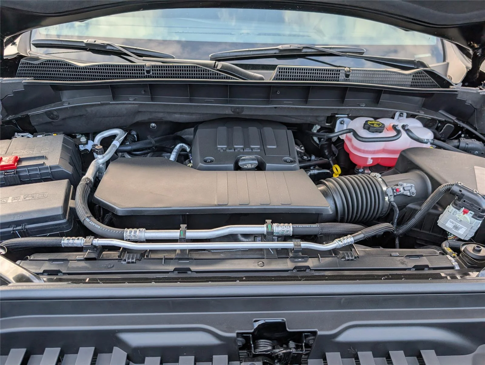 New 2026 Onyx Black GMC Elevation image 16