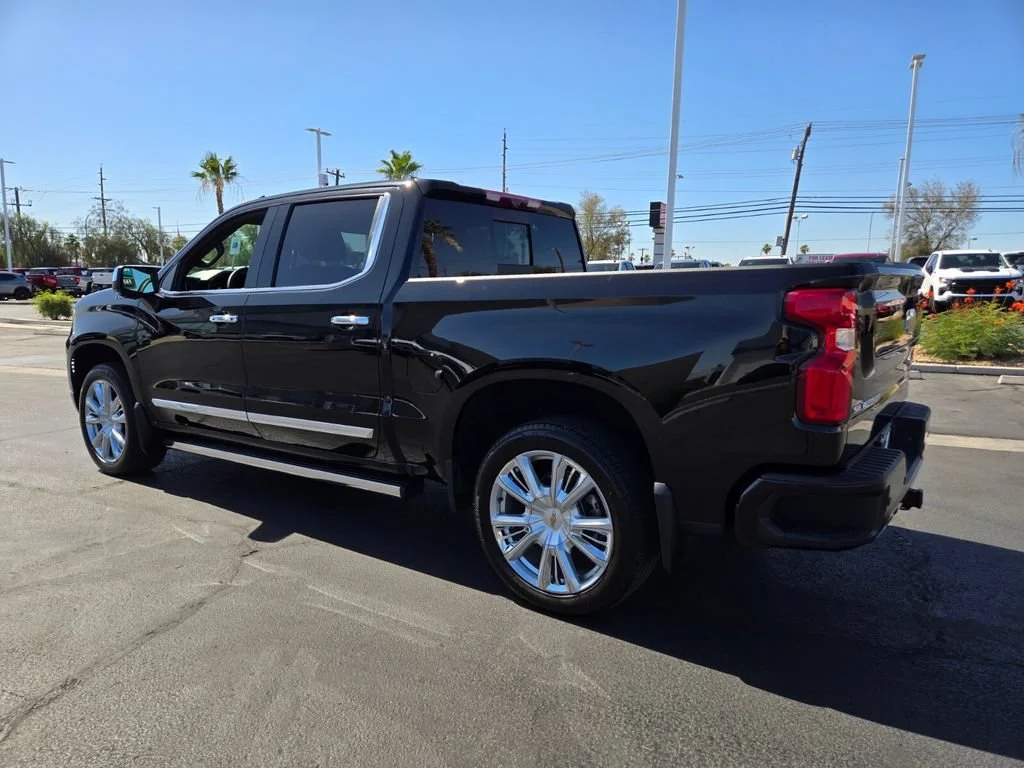 Used 2024 Black Chevrolet High Country image 4