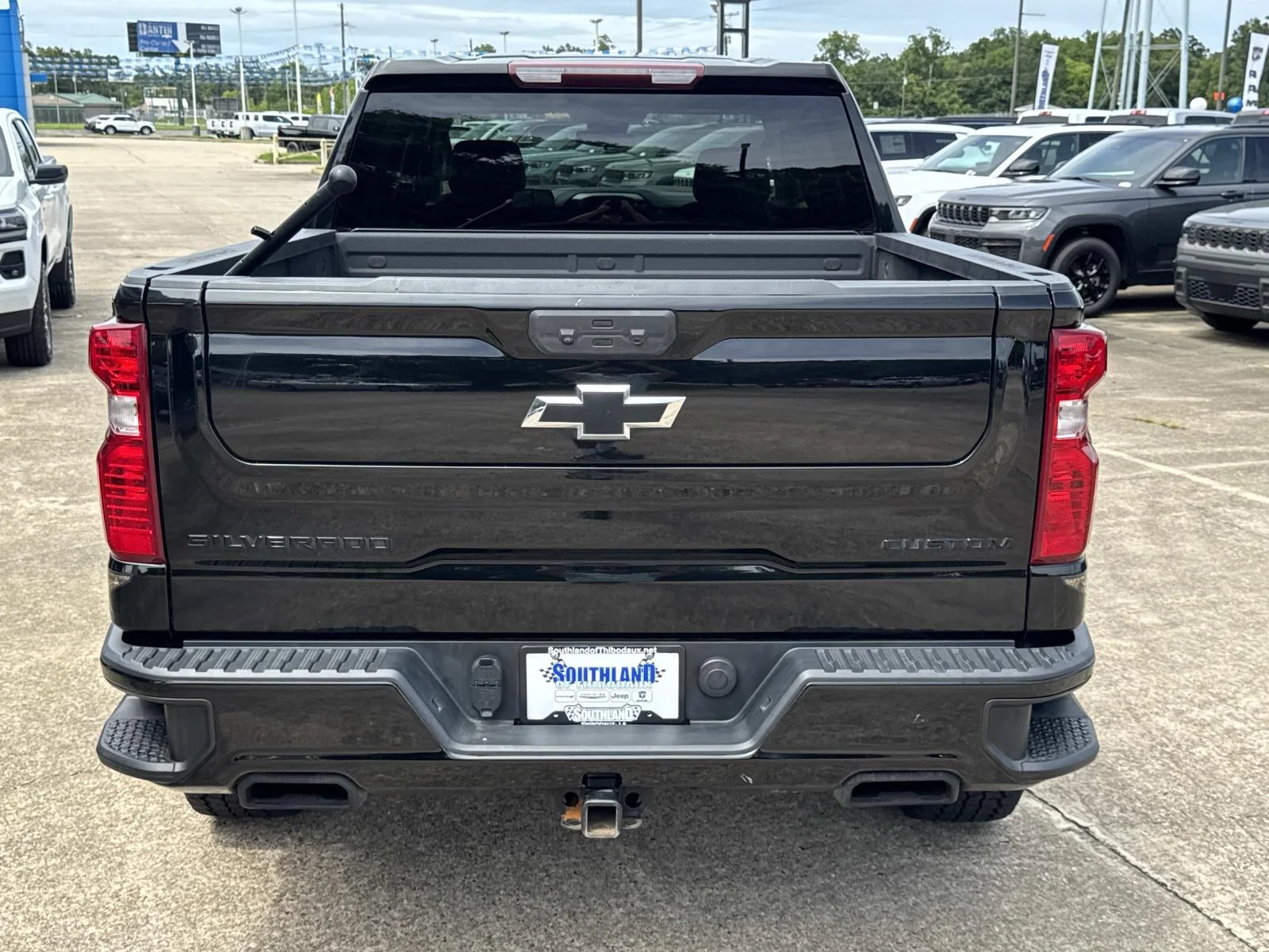 Used 2023 BLACK Chevrolet Custom Trail Boss image 6