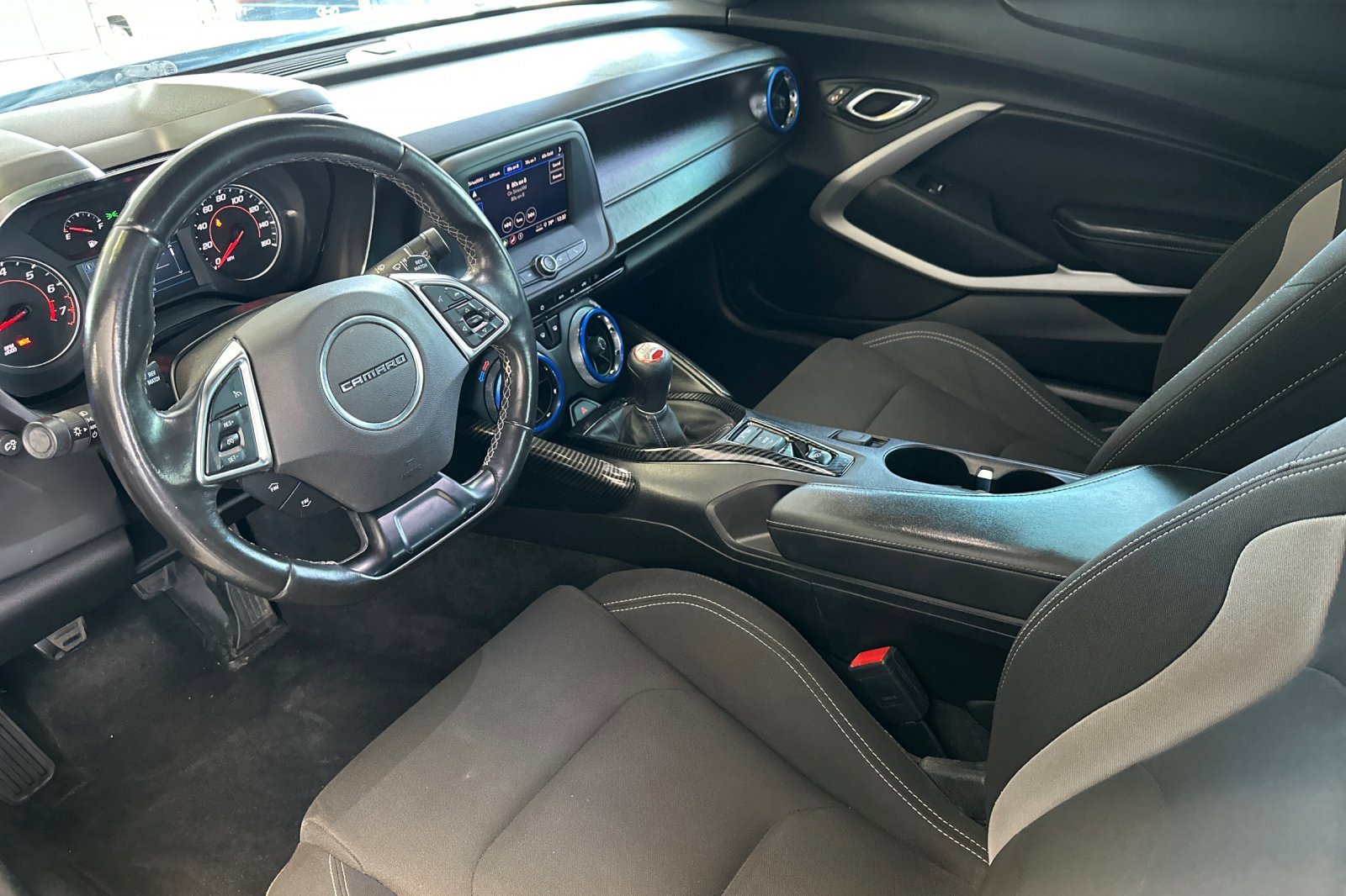 Used 2021 Riverside Blue Metallic Chevrolet LT1 image 10
