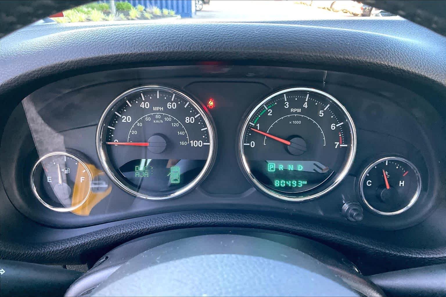 Used 2015 Baja Yellow Clearcoat Jeep Sport image 24