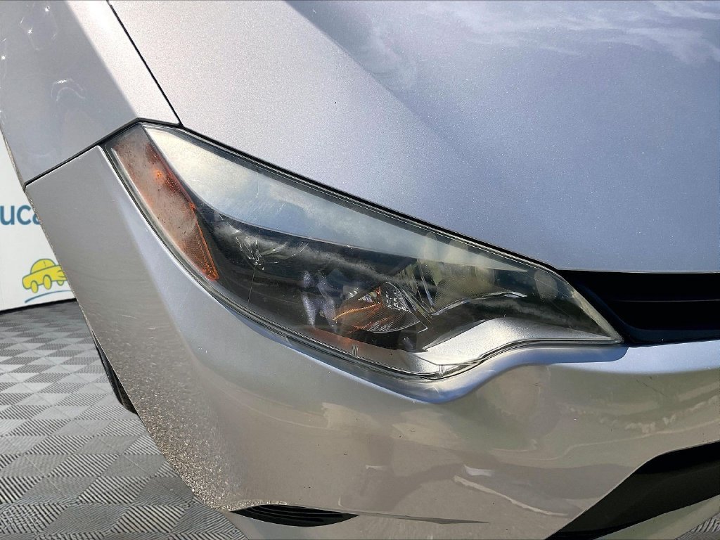 Used 2015 Silver Toyota L image 30