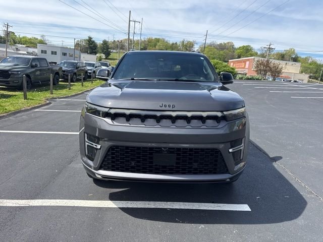 New 2026 Baltic-Gray Metallic Clear-Coat Exterior Paint Jeep Summit Obsidian image 2