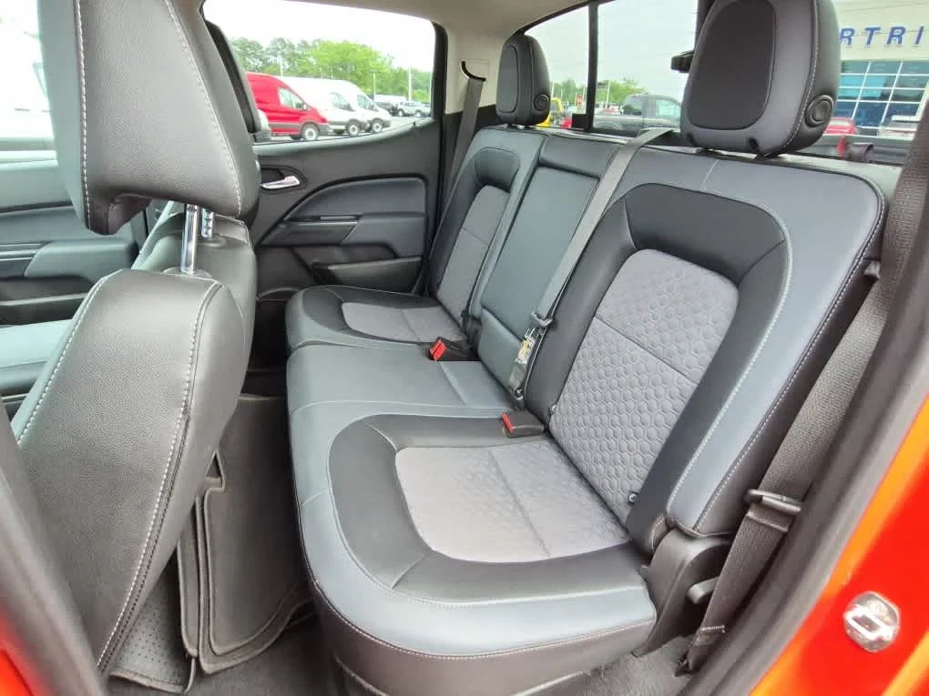 Used 2020 Crush Chevrolet 4WD Z71 image 7