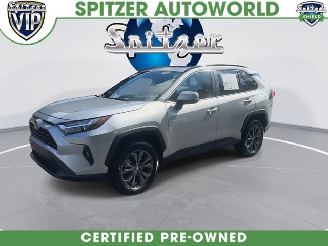 Certified Used 2024 Silver Toyota XLE Premium image 4