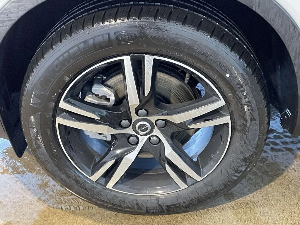 2026 Volvo XC40 Core - Photo 12