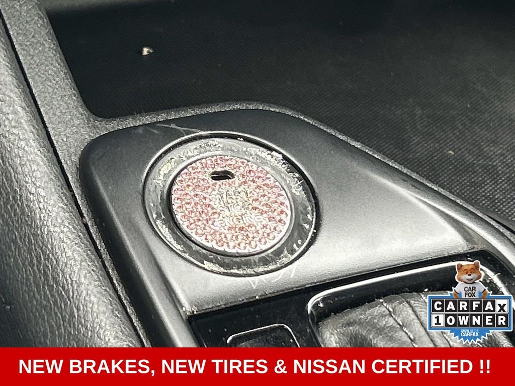 Used 2025 Gray Nissan S image 23