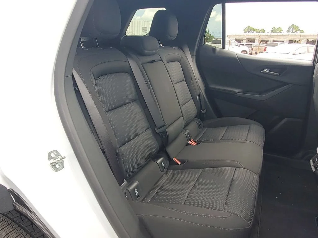 New 2026 Summit White Chevrolet LT image 33