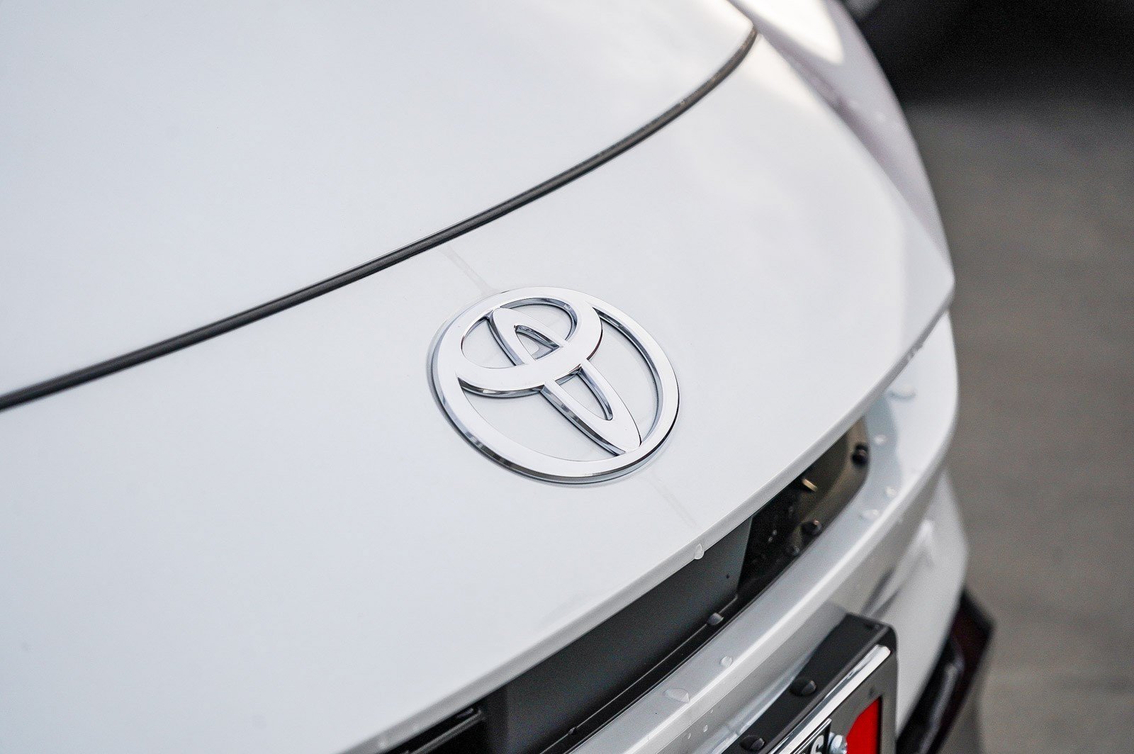 New 2026 Wind Chill Pearl Toyota XSE image 11