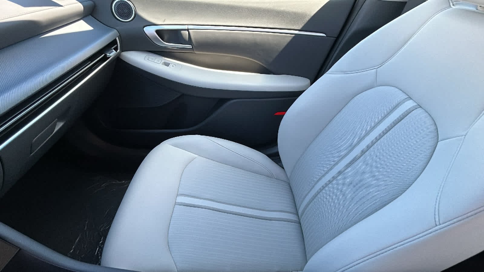 New 2026 Carbon Blue Hyundai SEL Sport image 12