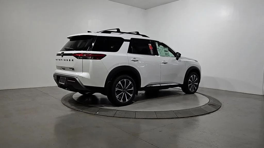 New 2026 Everest White Pearl TriCoat Nissan Platinum image 5