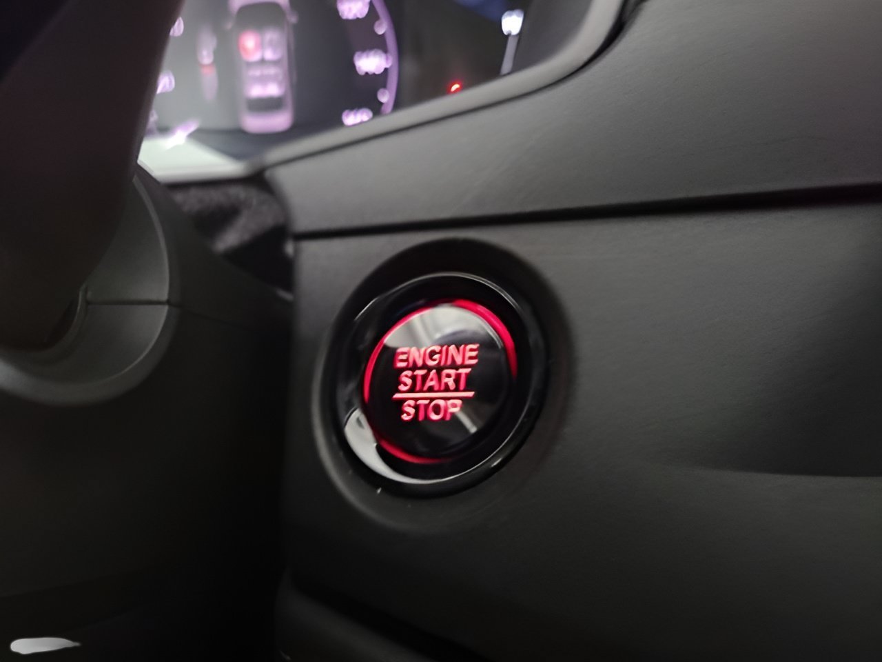 Used 2025 Meteorite Gray Metallic Honda LX image 30