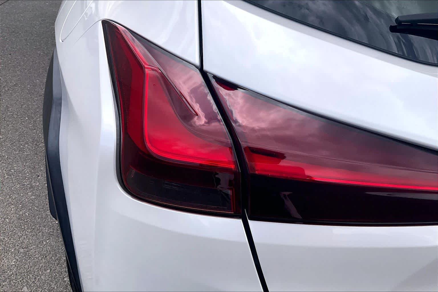 Used 2019 Eminent White Pearl Lexus  image 27