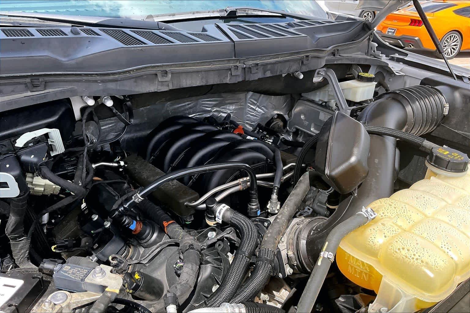 Used 2022 Oxford White Ford XL image 32