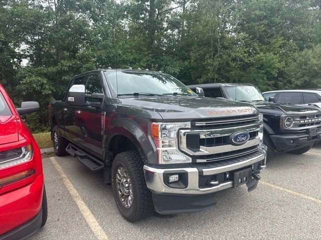 Used 2020 Gray Ford XLT image 3