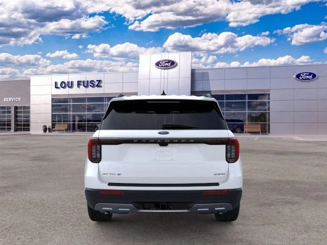 New 2026 Star White Metallic Tri-Coat Ford Active image 30