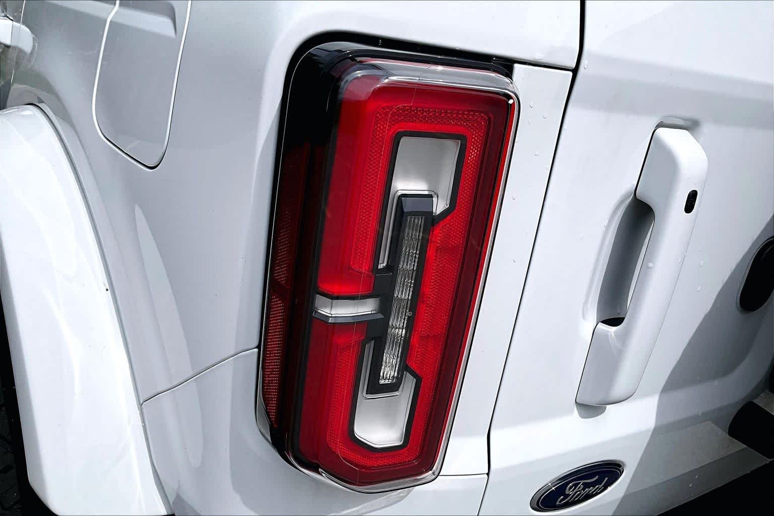 Used 2021 Oxford White Ford Outer Banks image 27
