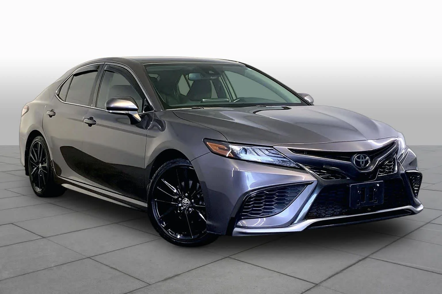 Used 2023 Predawn Gray Mica Toyota XSE image 3