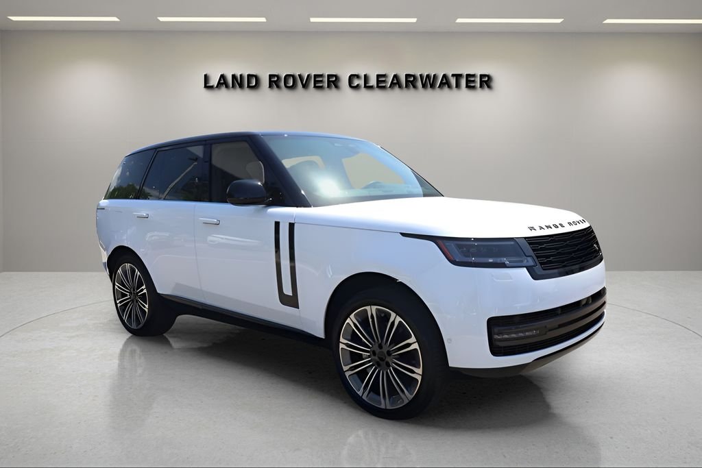 New 2026 Fuji White Land Rover SE image 7