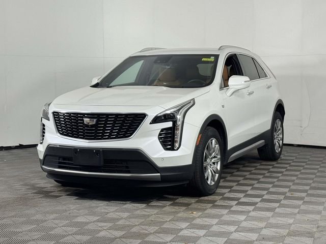 Used 2022 White Cadillac Premium Luxury image 7