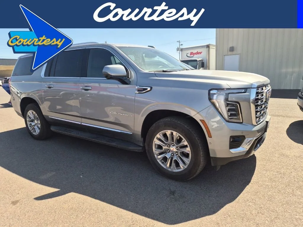 2025 GMC Yukon Denali AWD's photo