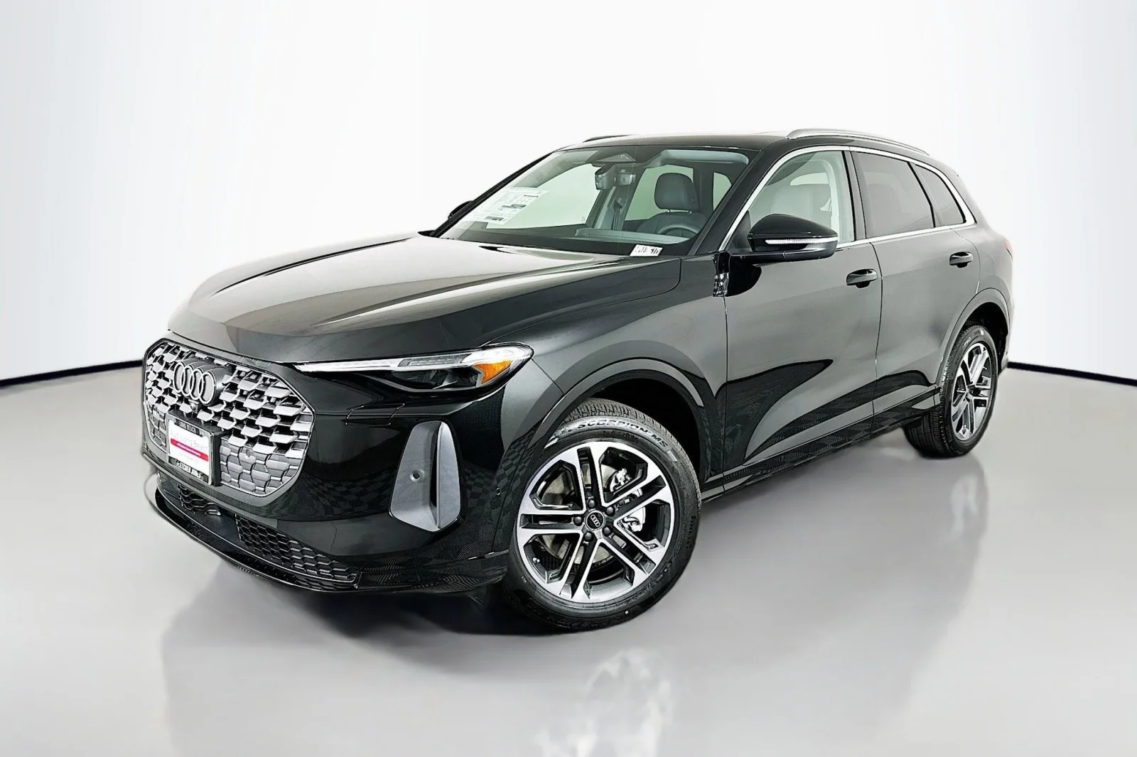 2026 Audi Q5 Premium Plus quattro's photo