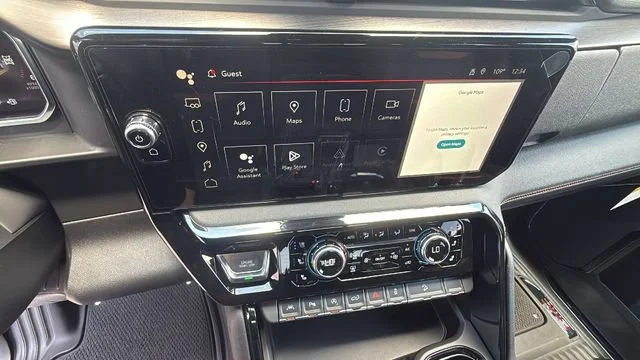 New 2026 Summit White GMC AT4 image 15