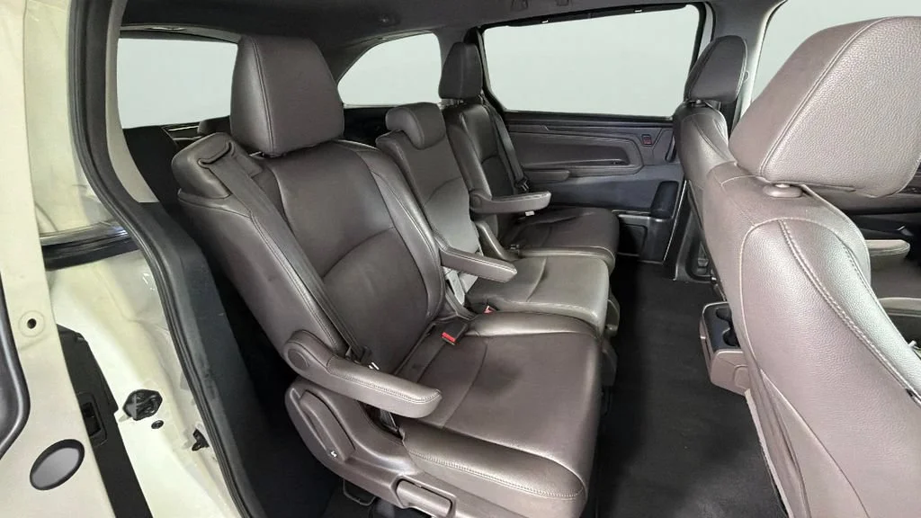 Used 2019 White Honda EX-L image 34