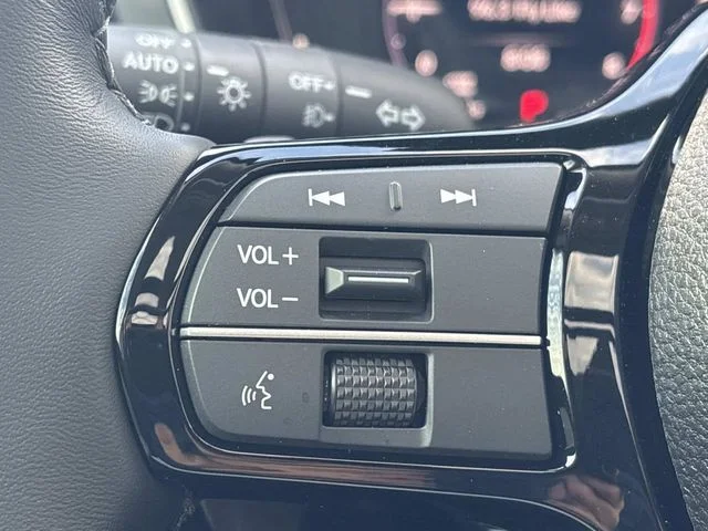 New 2026 Platinum White Pearl Honda AWD Touring Blackout image 16