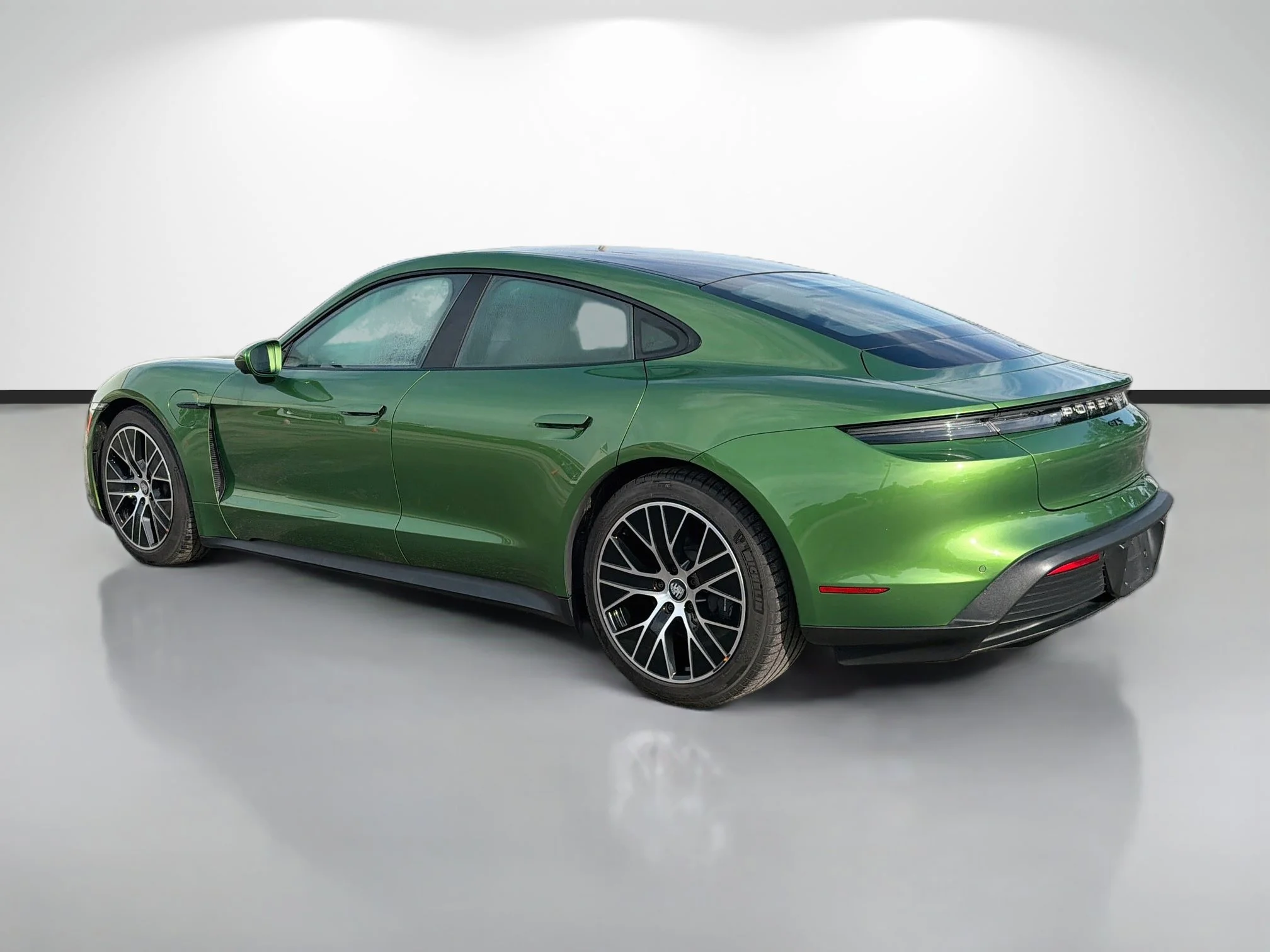 Used 2023 Green Porsche Base image 5