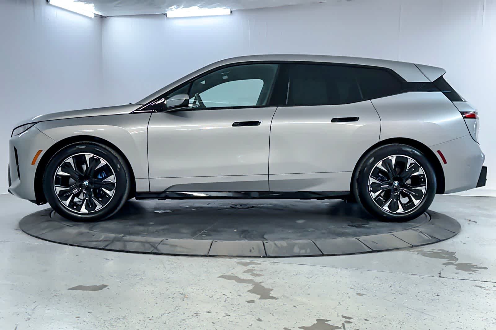 Used 2026 Space Silver Metallic BMW xDrive45 image 5