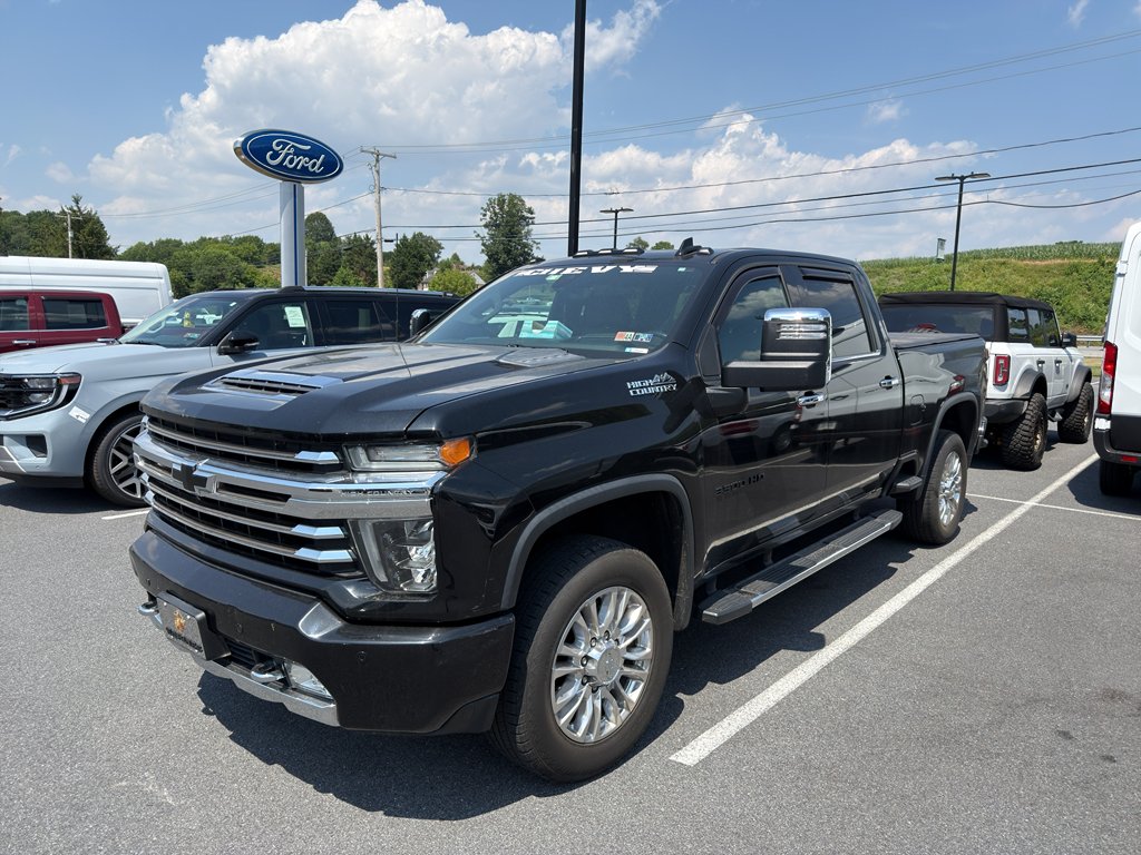 Used 2020 Black Chevrolet High Country image 2